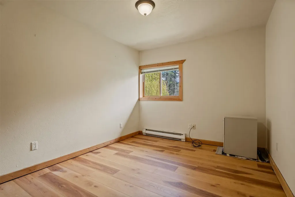 4201 Gardner Lane Florence MT 59833