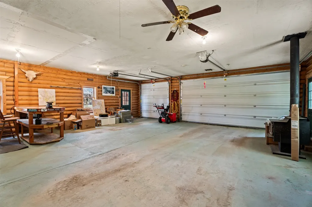 4201 Gardner Lane Florence MT 59833