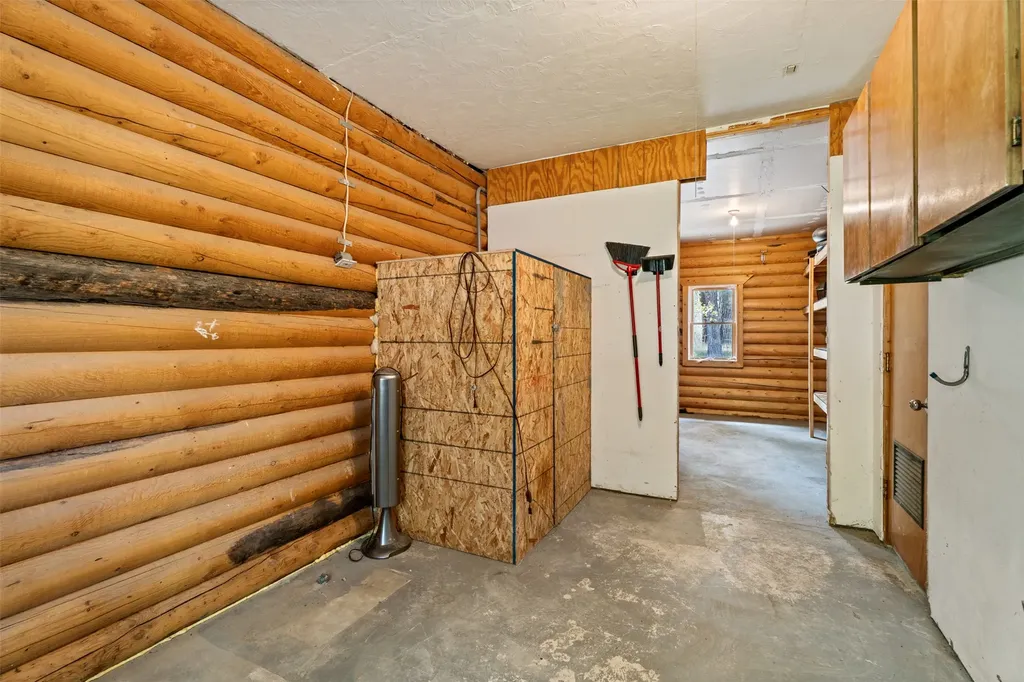 4201 Gardner Lane Florence MT 59833