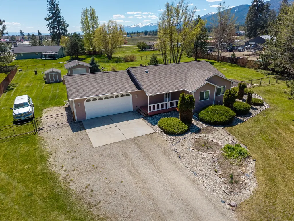 111 Memory Lane Stevensville MT 59870