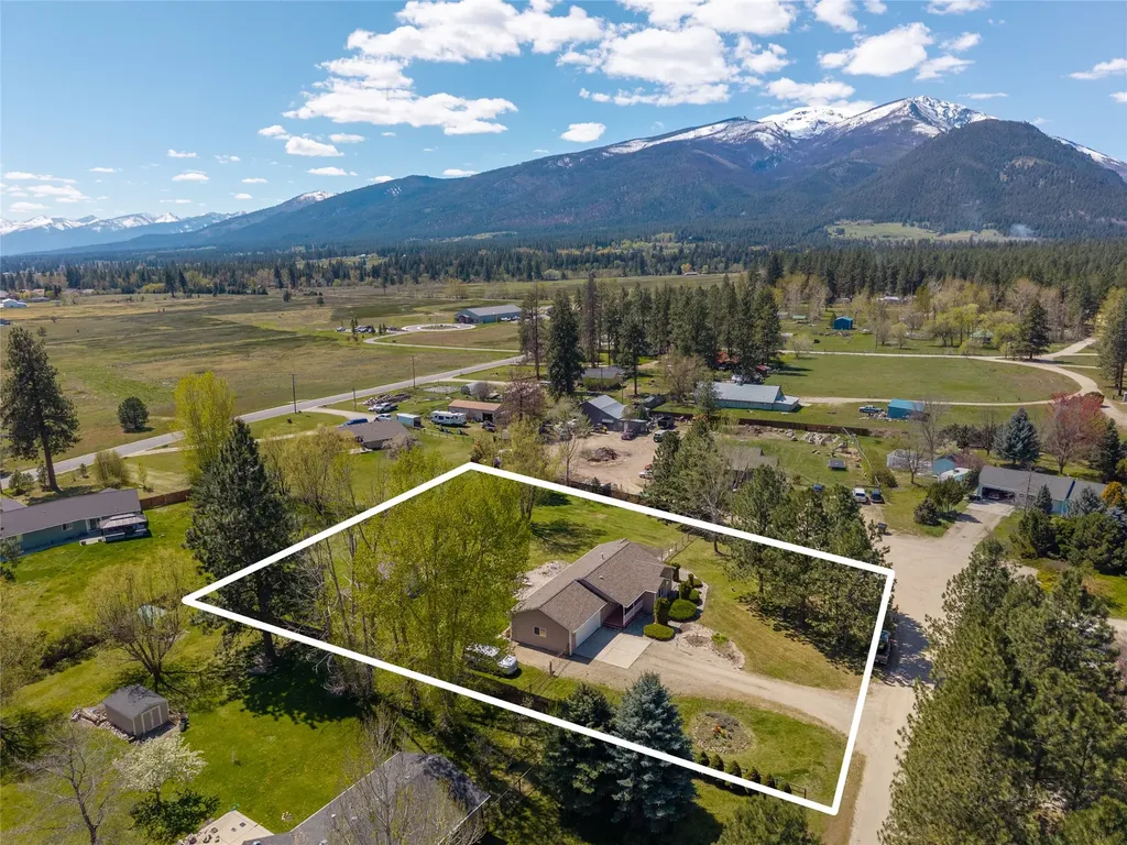 111 Memory Lane Stevensville MT 59870