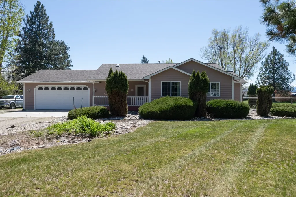 111 Memory Lane Stevensville MT 59870