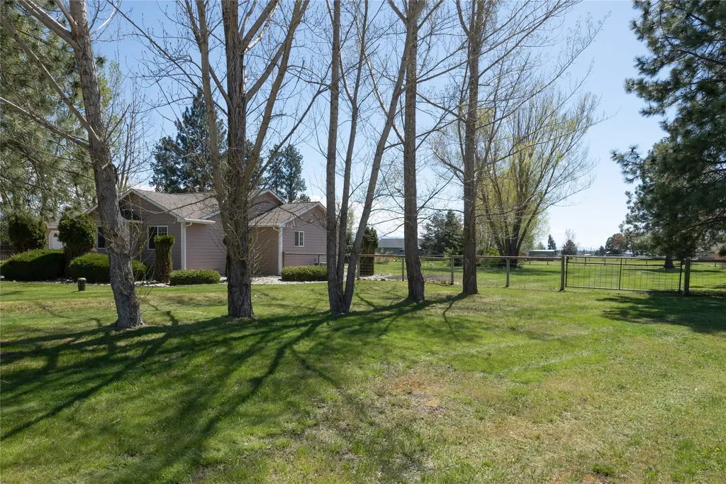 111 Memory Lane Stevensville MT 59870