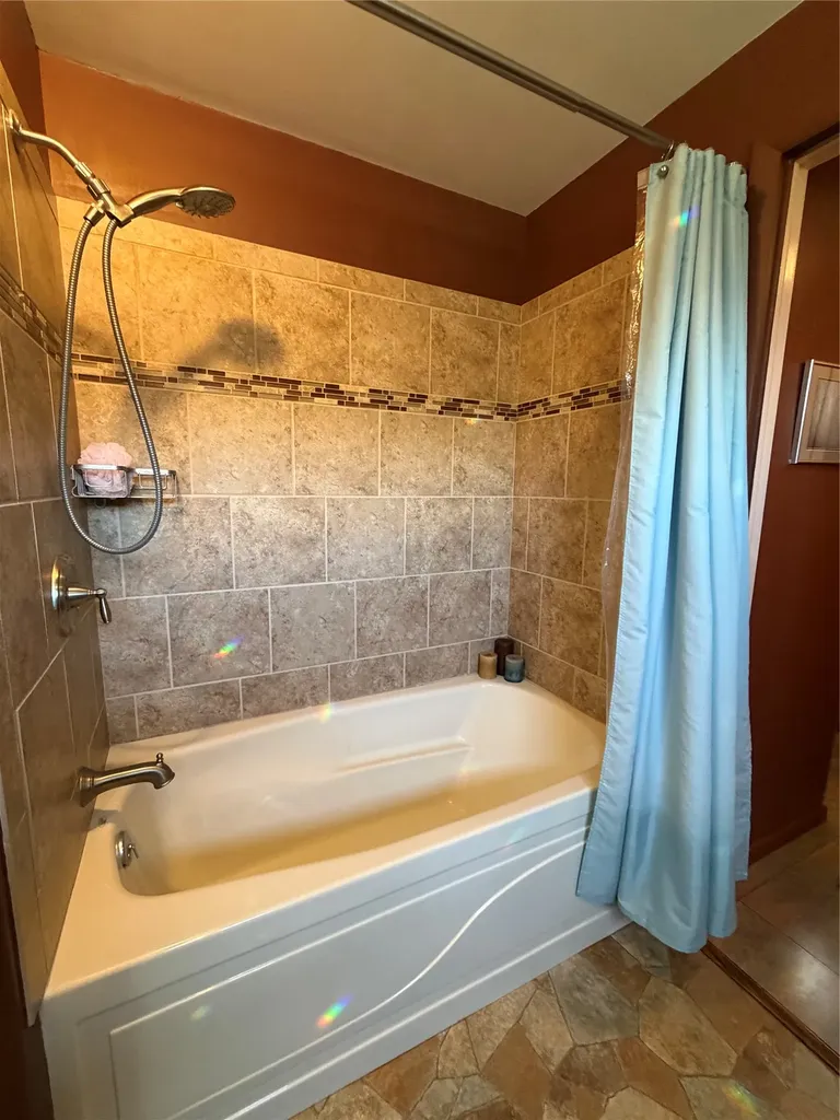 813 S Michigan Street Conrad MT 59425