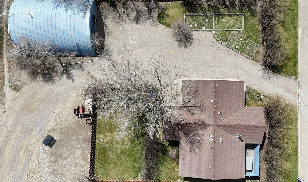 813 S Michigan Street Conrad MT 59425