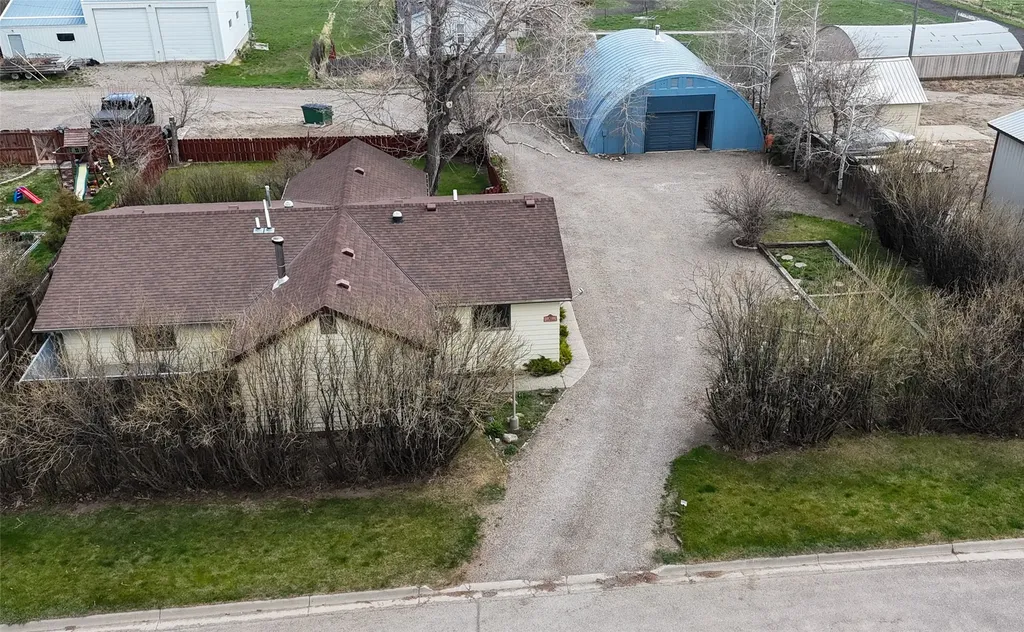 813 S Michigan Street Conrad MT 59425