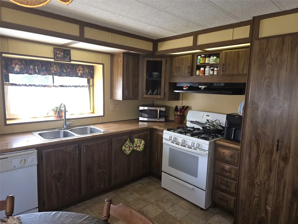 570 Skalkaho Highway Hamilton MT 59840