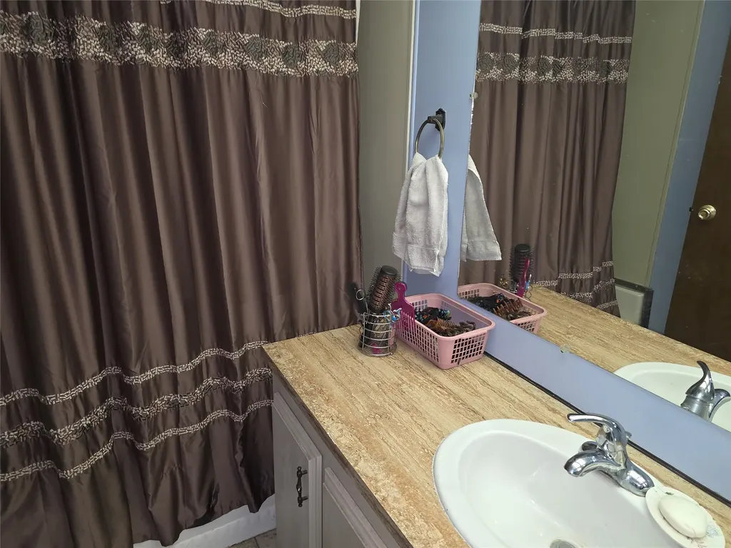 570 Skalkaho Highway Hamilton MT 59840