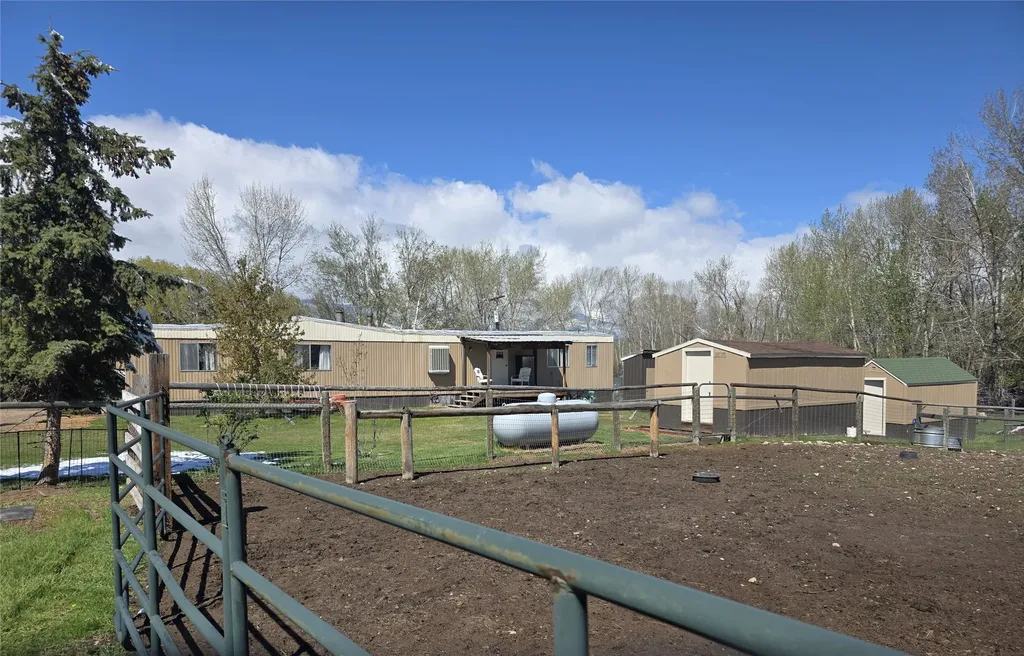 570 Skalkaho Highway Hamilton MT 59840