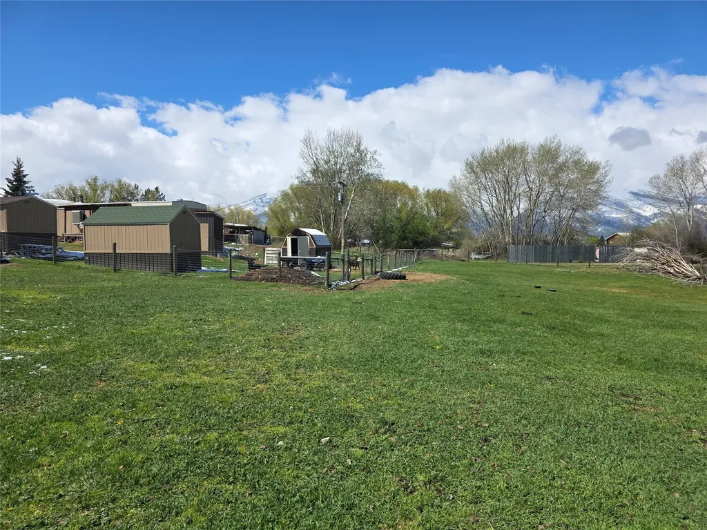 570 Skalkaho Highway Hamilton MT 59840