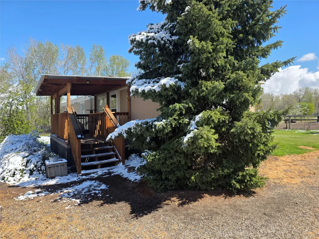 570 Skalkaho Highway Hamilton MT 59840