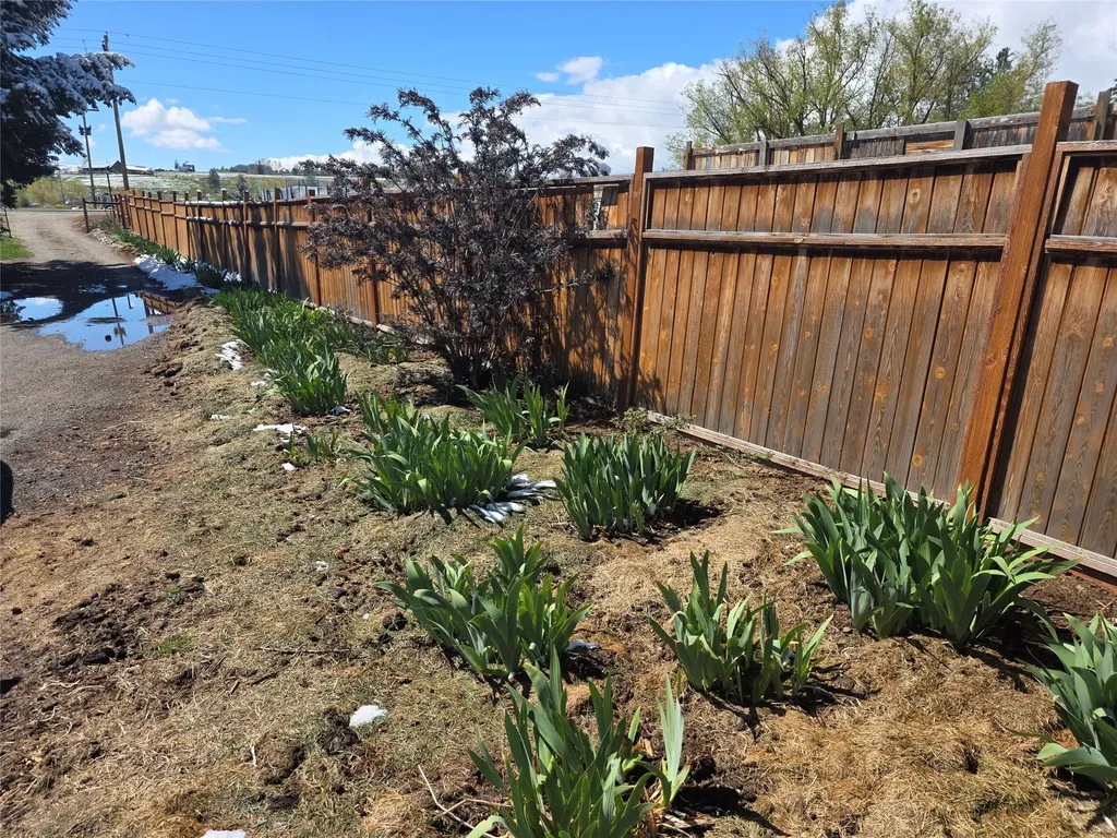 570 Skalkaho Highway Hamilton MT 59840