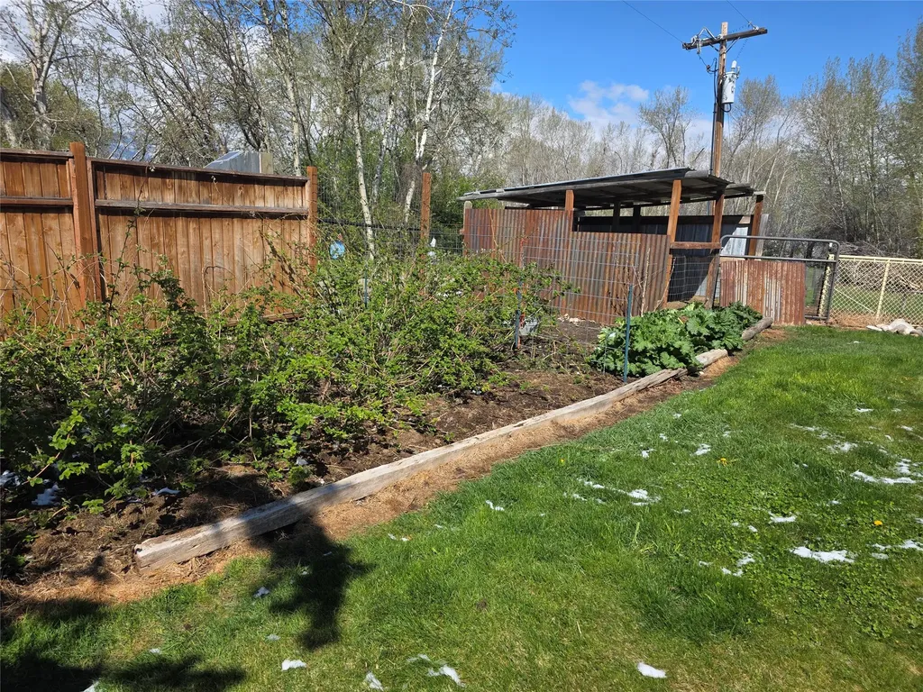 570 Skalkaho Highway Hamilton MT 59840