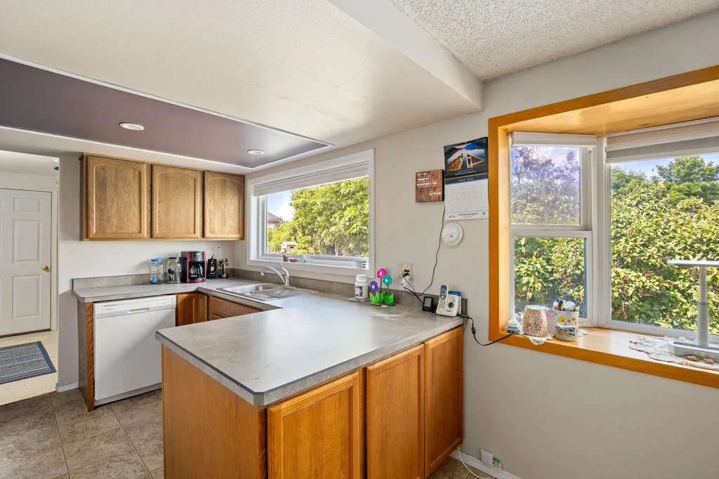 361 5th Lane NE Fairfield MT 59436