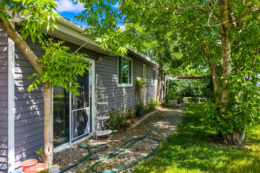 361 5th Lane NE Fairfield MT 59436
