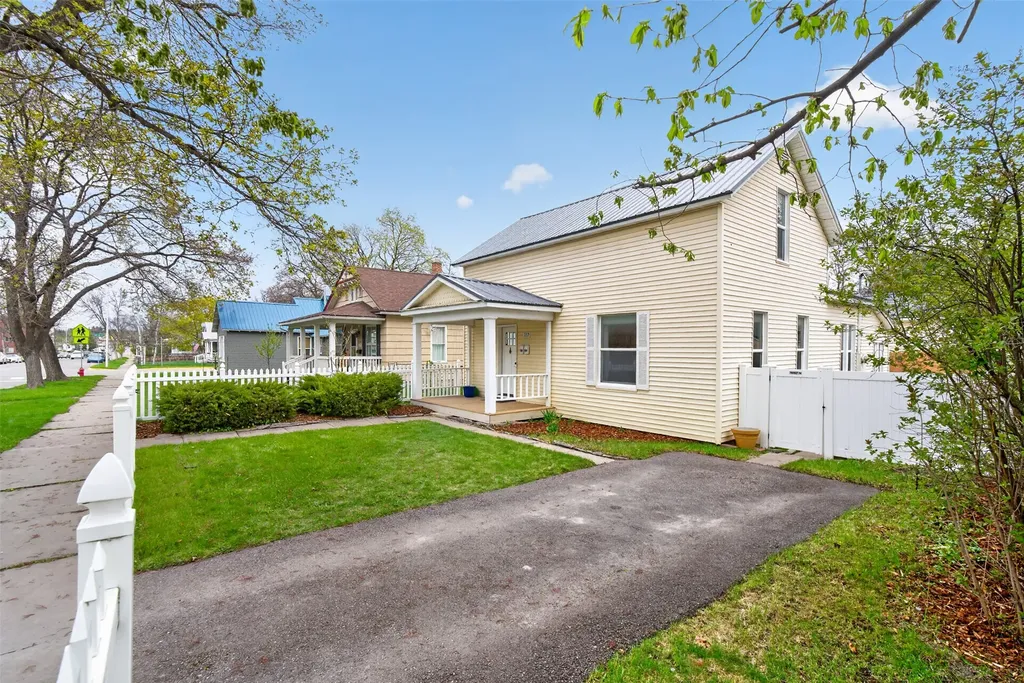 117 3rd Avenue E Kalispell MT 59901