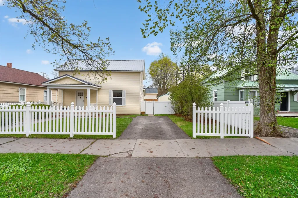 117 3rd Avenue E Kalispell MT 59901