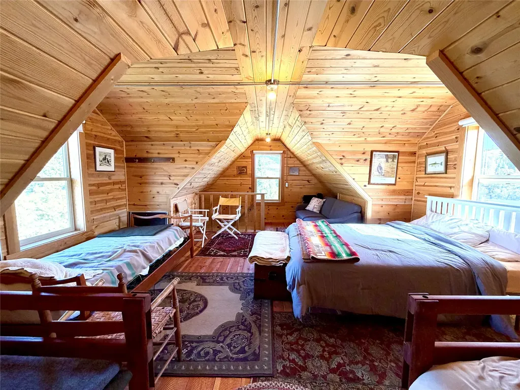1847 Maudlow Road Belgrade MT 59714