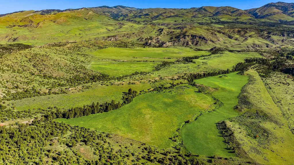 1847 Maudlow Road Belgrade MT 59714