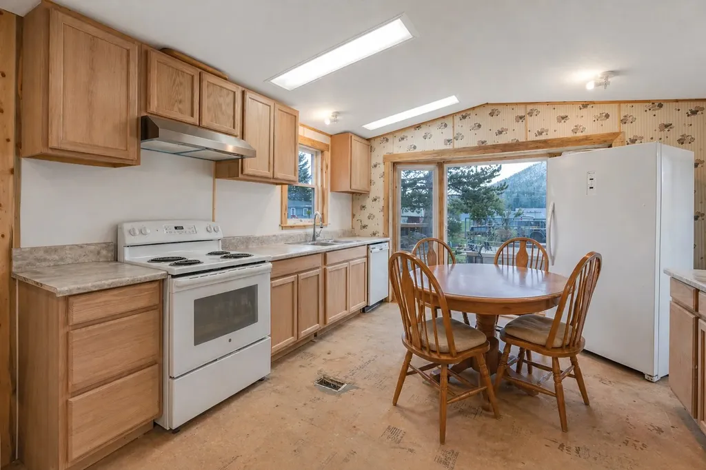 1230 Big Pines Lane Missoula MT 59802