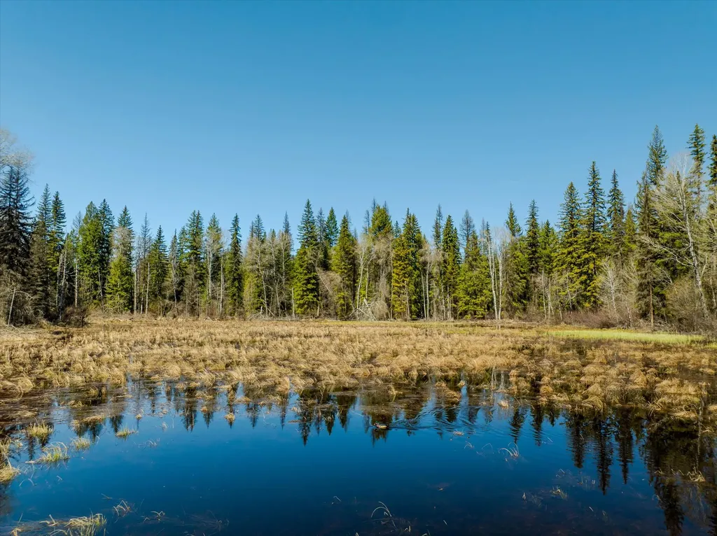 675 Beaver Lake Road Whitefish MT 59937
