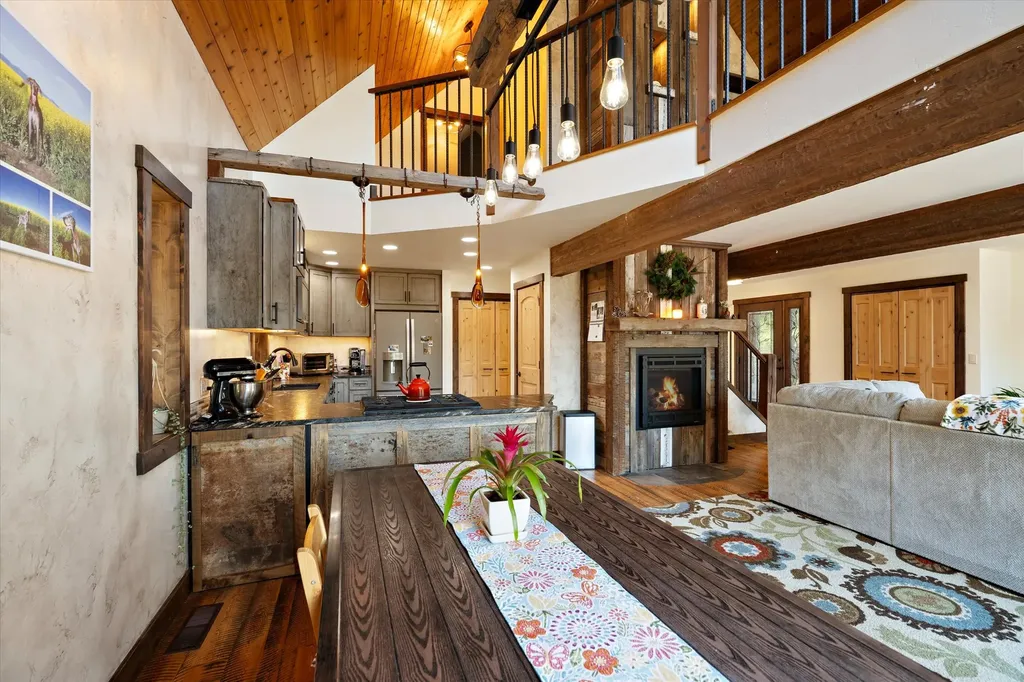 675 Beaver Lake Road Whitefish MT 59937