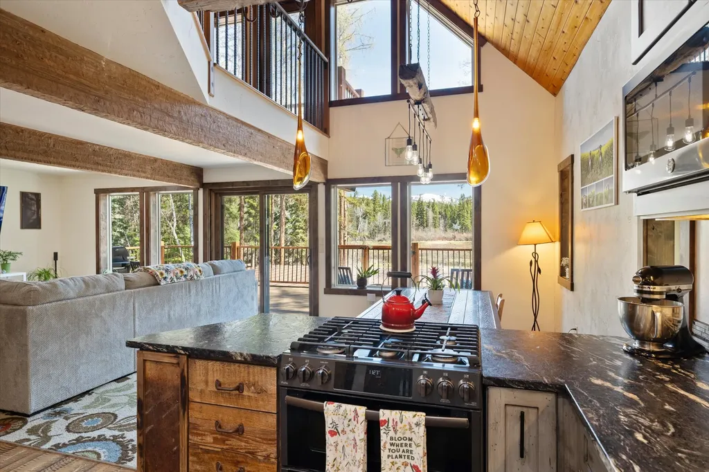 675 Beaver Lake Road Whitefish MT 59937