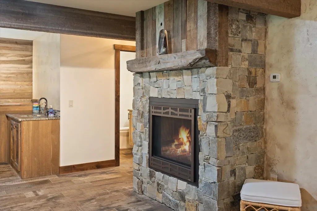 675 Beaver Lake Road Whitefish MT 59937