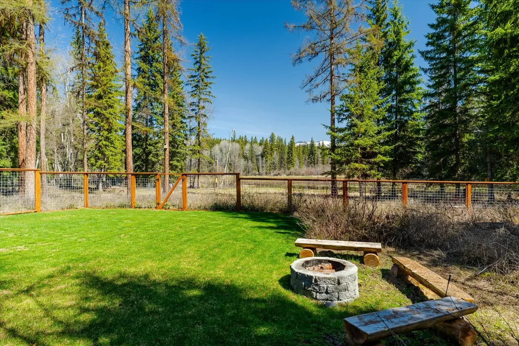 675 Beaver Lake Road Whitefish MT 59937
