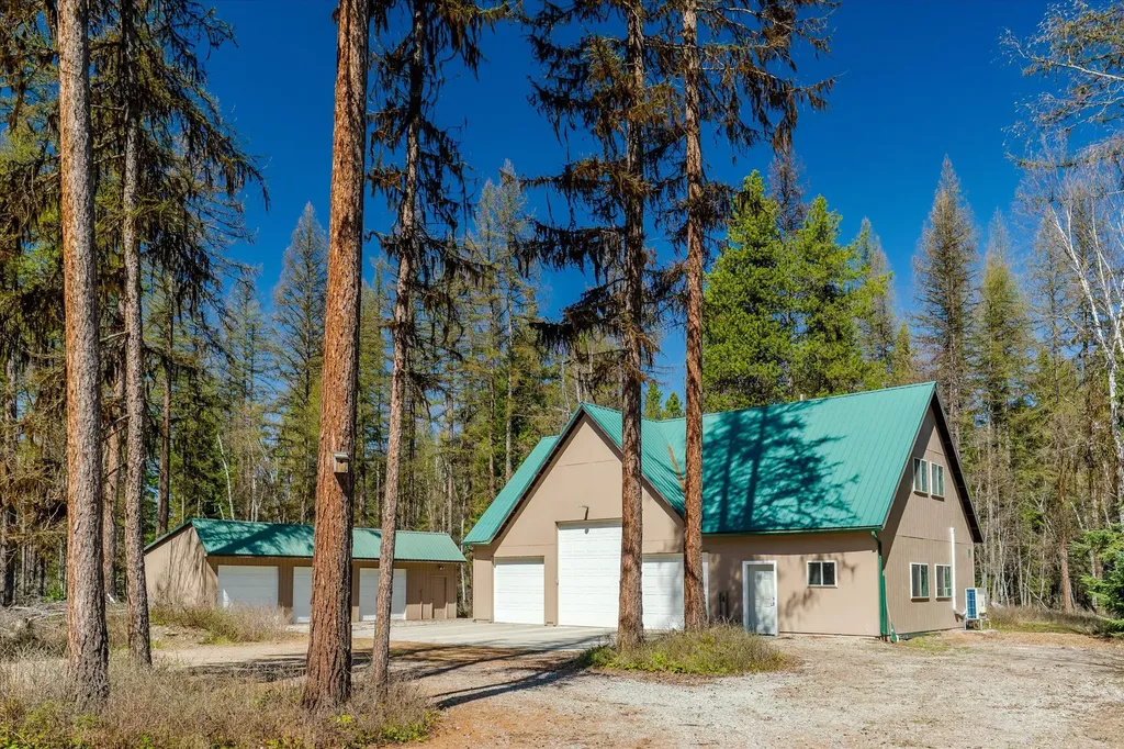675 Beaver Lake Road Whitefish MT 59937