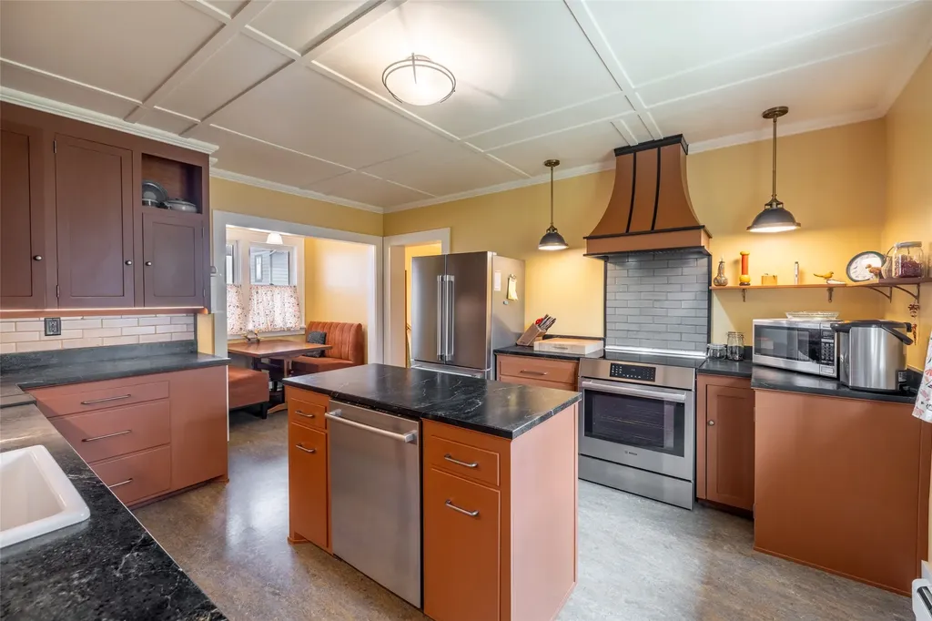 921 Monroe Avenue Helena MT 59601