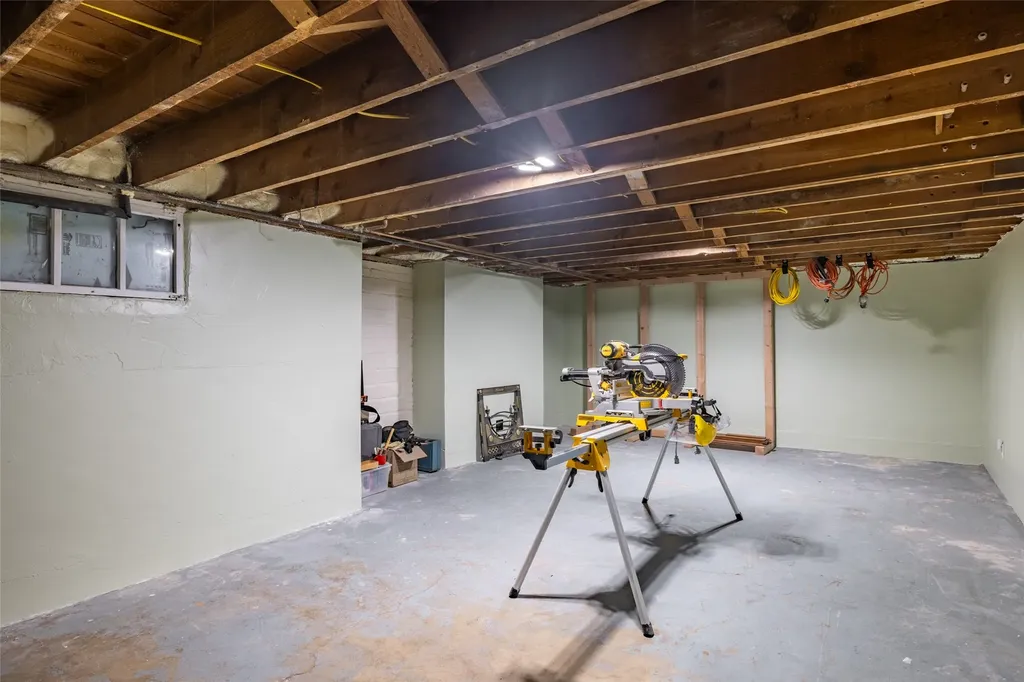 921 Monroe Avenue Helena MT 59601