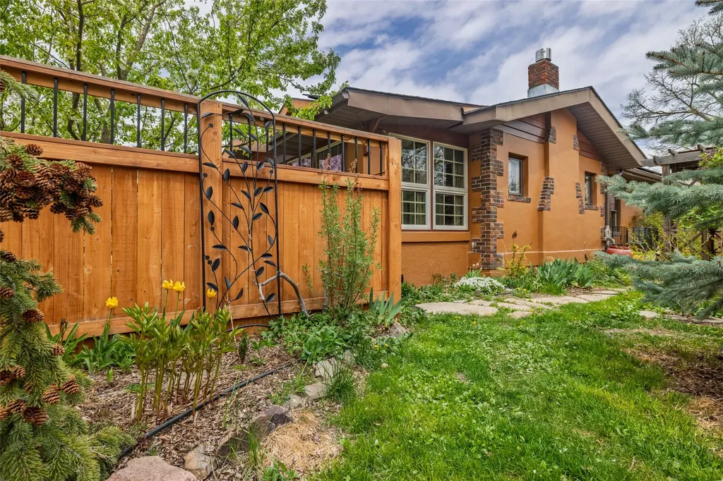 921 Monroe Avenue Helena MT 59601
