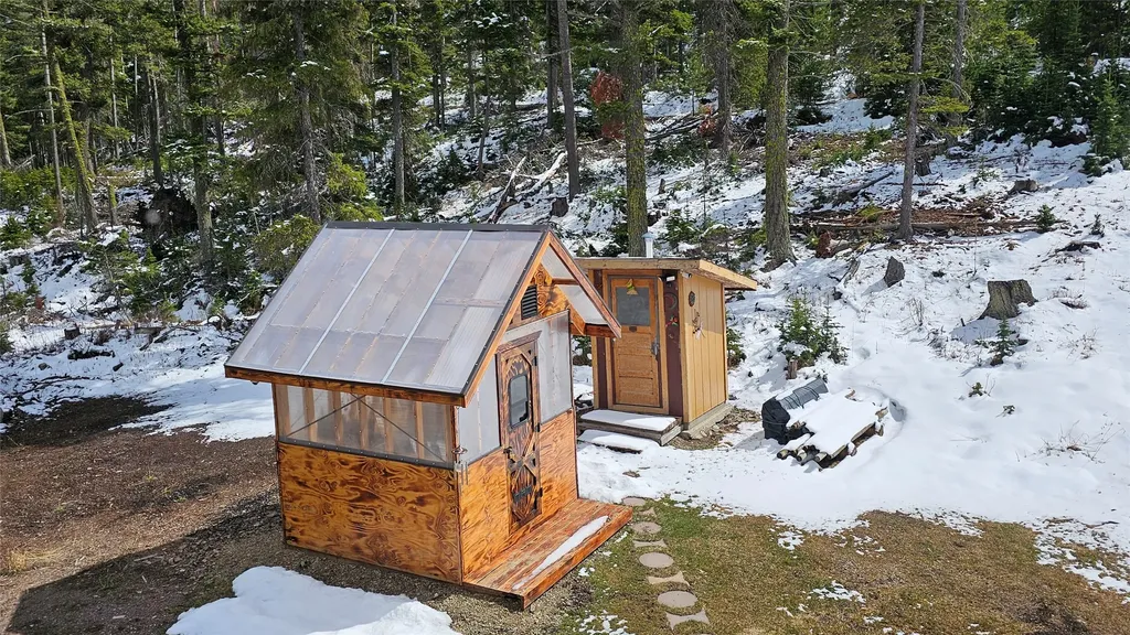 11289 Stemple Pass Road Lincoln MT 59639