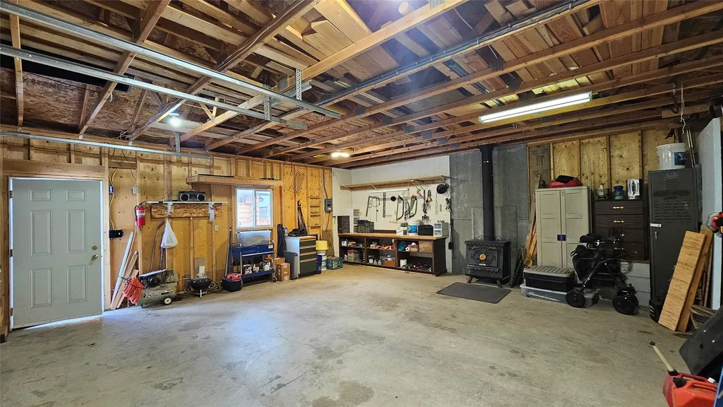 11289 Stemple Pass Road Lincoln MT 59639