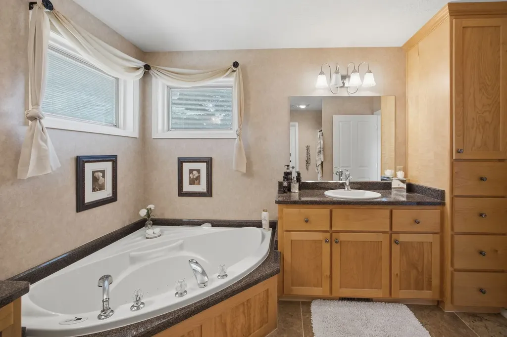 328 Westhills Way Hamilton MT 59840