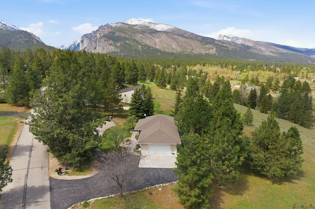 328 Westhills Way Hamilton MT 59840