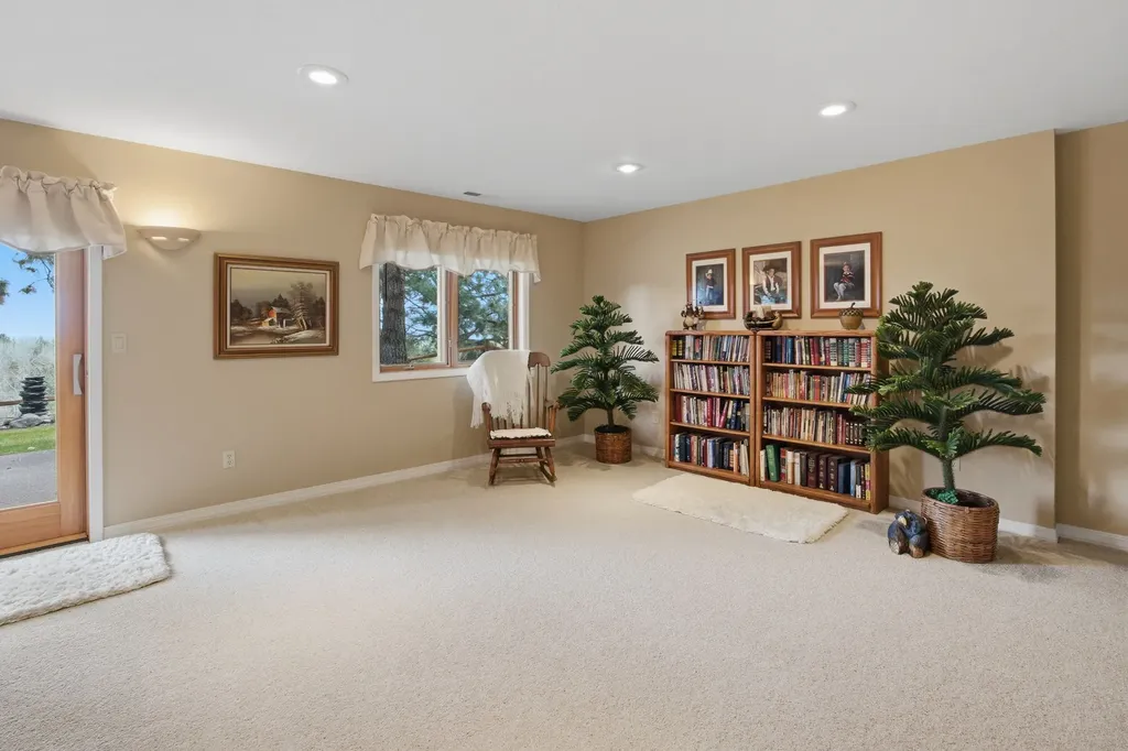 328 Westhills Way Hamilton MT 59840