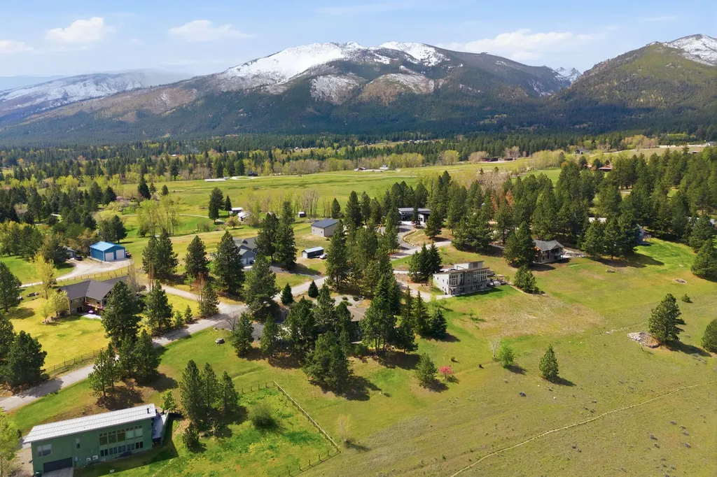 328 Westhills Way Hamilton MT 59840