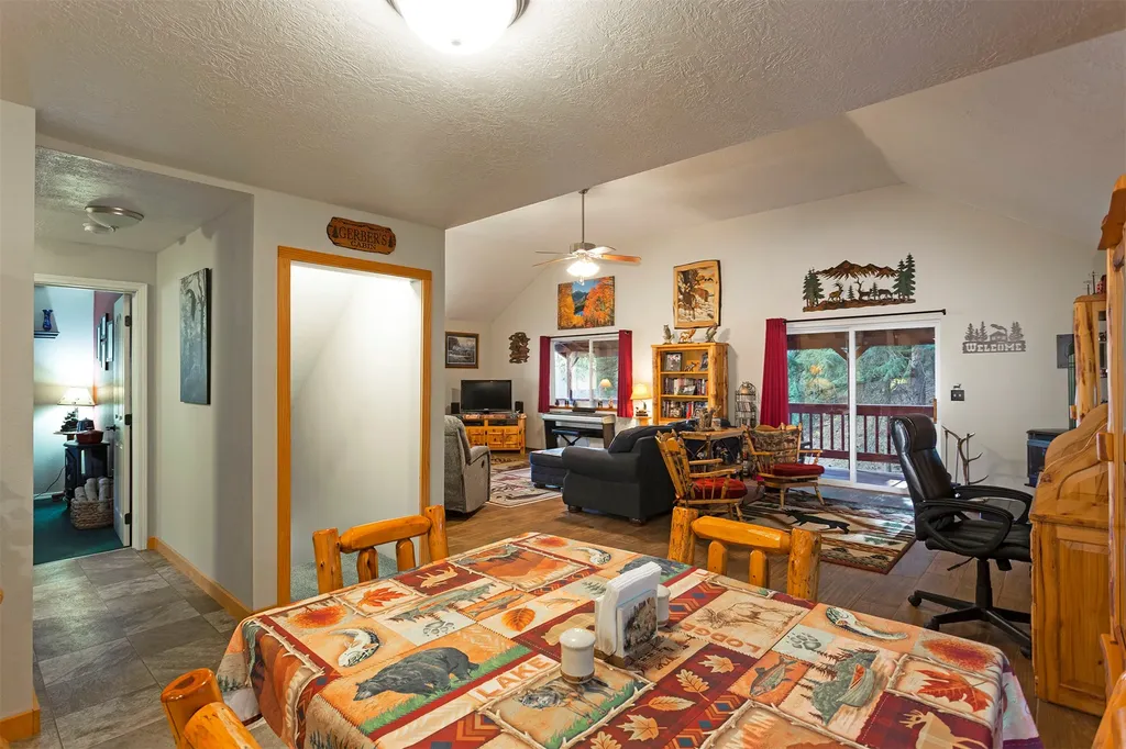 499 Bunkhouse Road Darby MT 59829