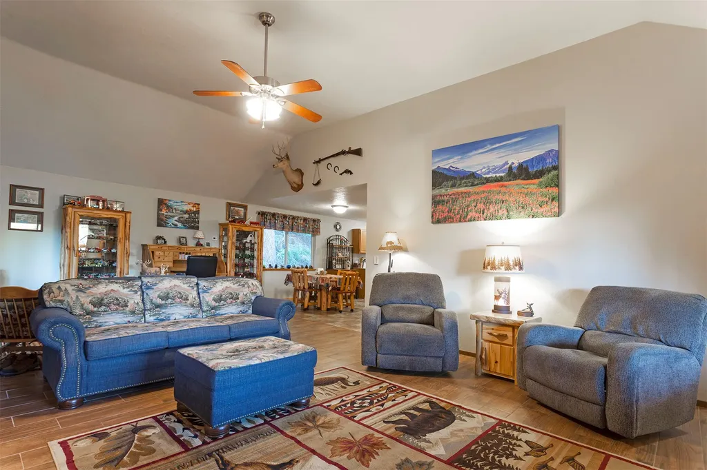 499 Bunkhouse Road Darby MT 59829