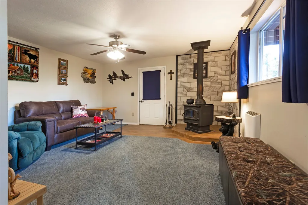 499 Bunkhouse Road Darby MT 59829