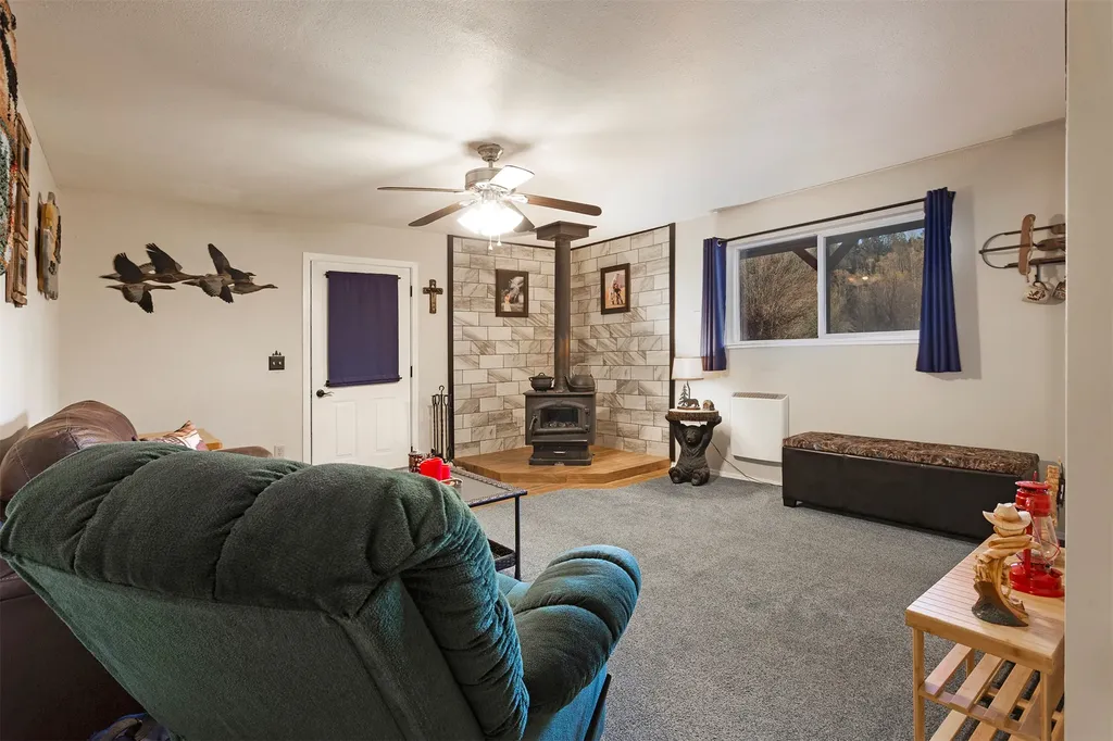 499 Bunkhouse Road Darby MT 59829