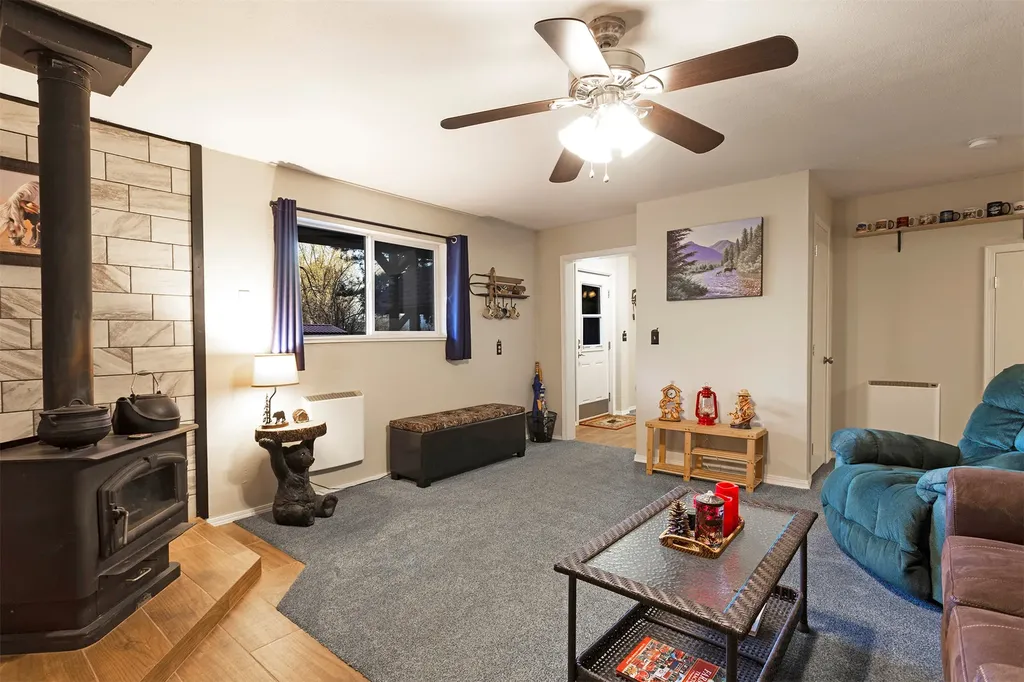 499 Bunkhouse Road Darby MT 59829