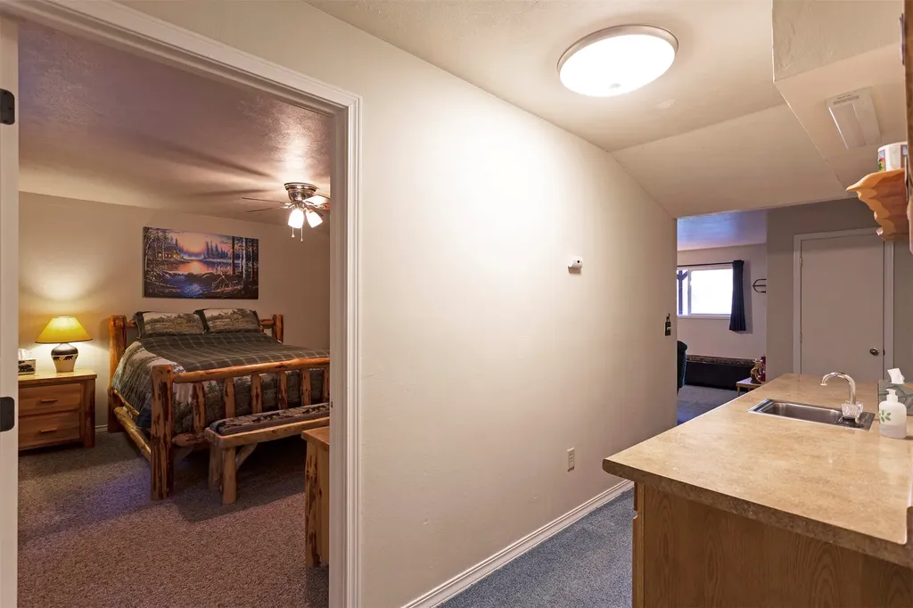 499 Bunkhouse Road Darby MT 59829