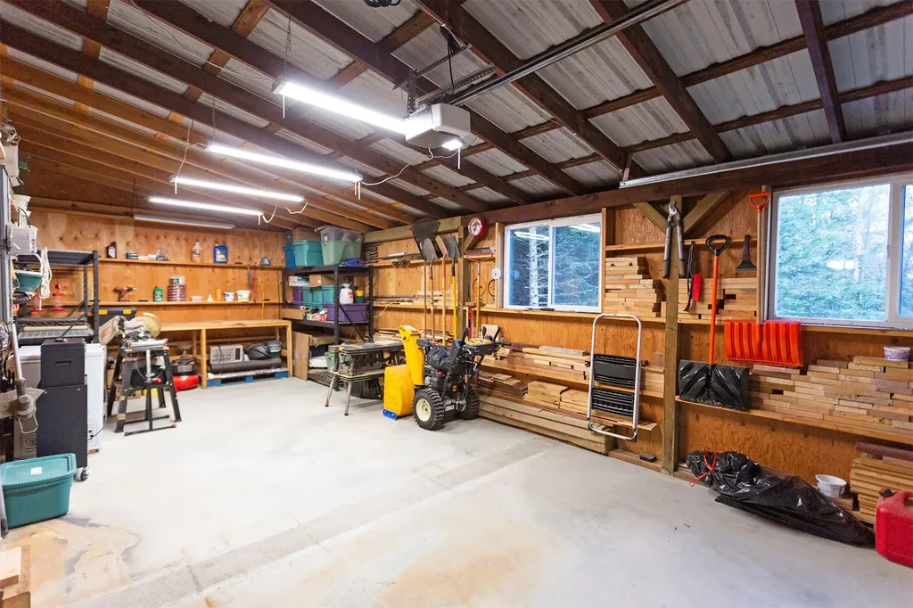 499 Bunkhouse Road Darby MT 59829