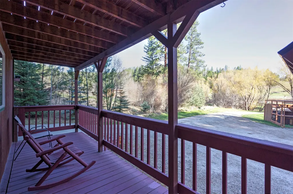 499 Bunkhouse Road Darby MT 59829
