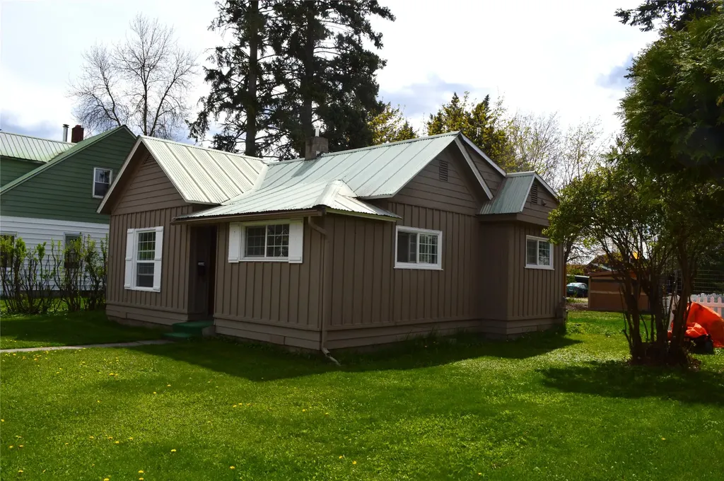 1027 E 2nd Street Whitefish MT 59937