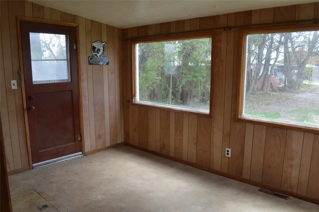 1027 E 2nd Street Whitefish MT 59937