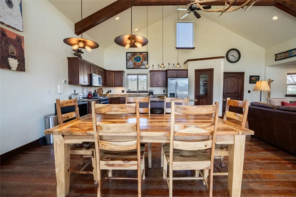 159 Barnes Lane Wolf Creek MT 59648